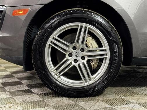 2015 Porsche Macan S