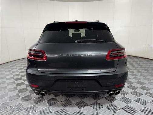 2018 Porsche Macan Base