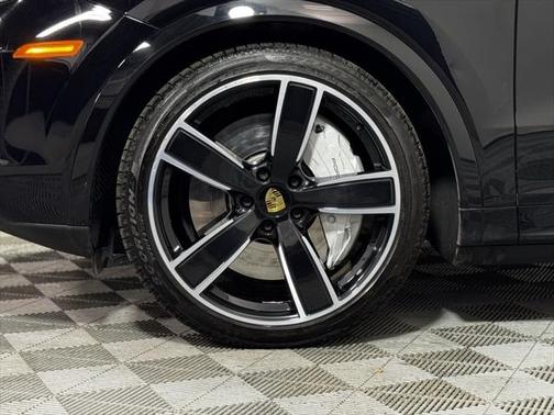2020 Porsche Cayenne Turbo