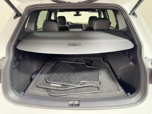 2023 Volkswagen Tiguan 2.0T SEL R-Line 4MOTION