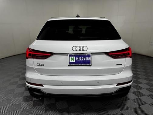 2022 Audi Q3 45 S line Premium Plus