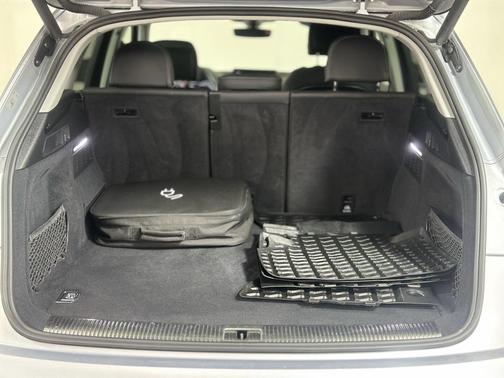 2021 Audi Q5 Prestige 55 TFSI e quattro S tronic