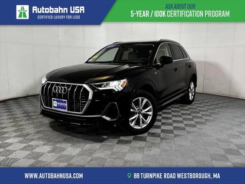 2022 Audi Q3 45 S line Premium Plus
