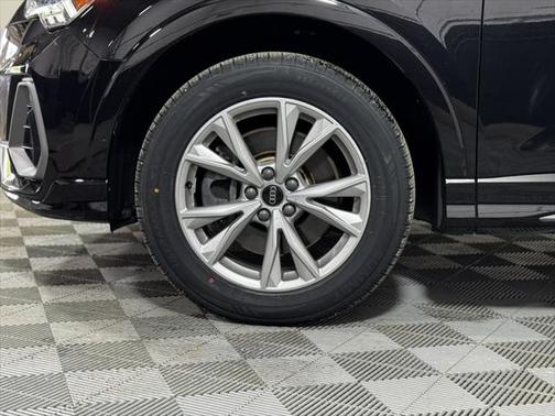 2022 Audi Q3 45 S line Premium Plus