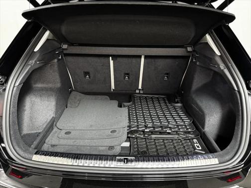 2022 Audi Q3 45 S line Premium Plus