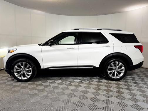 2022 Ford Explorer Platinum
