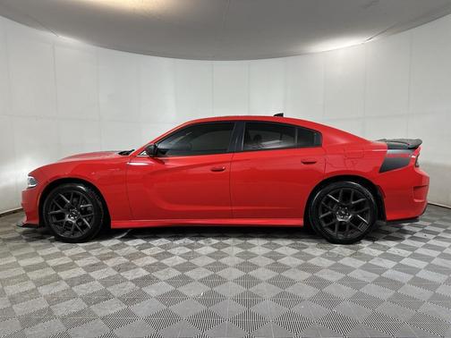 2019 Dodge Charger R/T