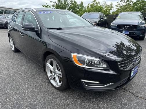 2016 Volvo V60 T5 Platinum