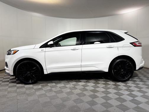 2021 Ford Edge ST Line