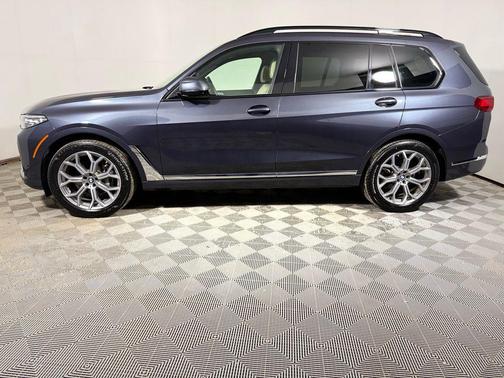 Arctic Gray Metallic 2020 BMW X7 xDrive40i