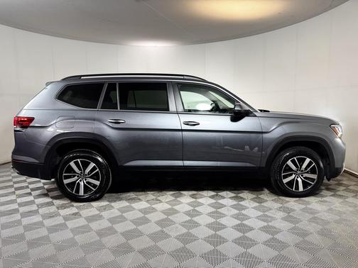 2022 Volkswagen Atlas 2.0T SE