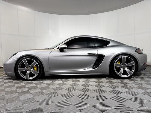 2019 Porsche 718 Cayman 