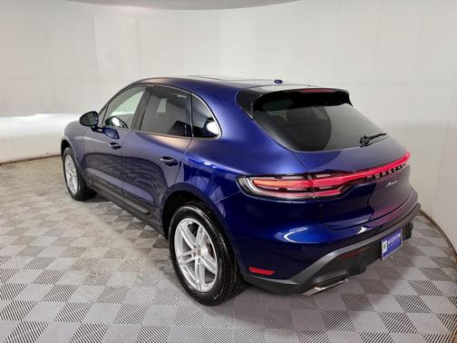 2023 Porsche Macan 
