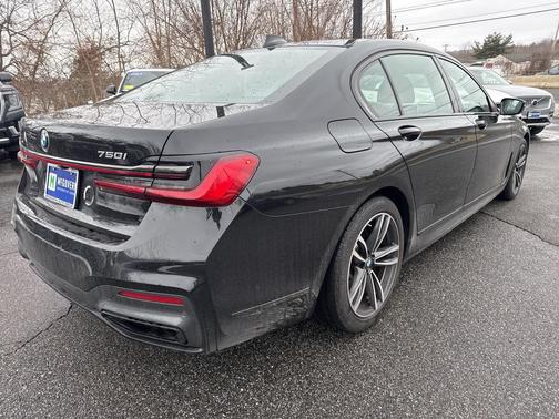2021 BMW 750 i xDrive