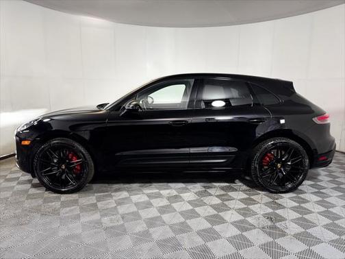 2022 Porsche Macan GTS