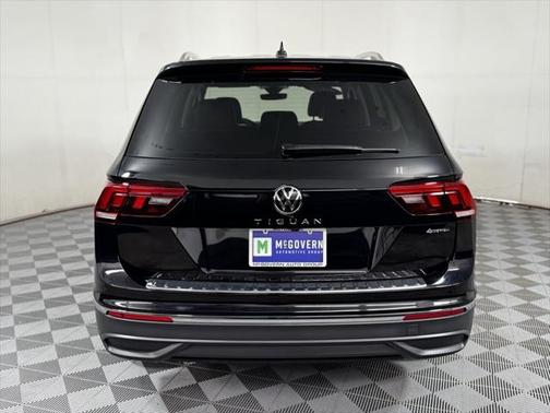 2024 Volkswagen Tiguan 2.0T Wolfsburg Edition