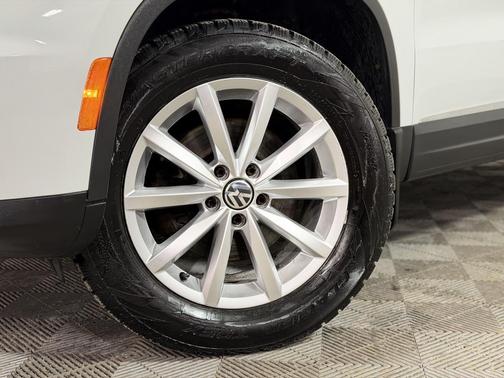 2017 Volkswagen Tiguan 2.0T Wolfsburg Edition