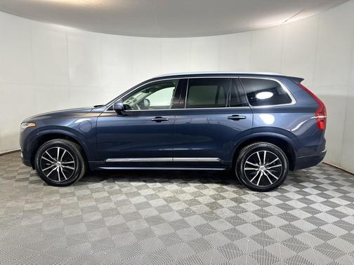 2022 Volvo XC90 Recharge Plug-In Hybrid T8 Inscription Expression 6 Passenger