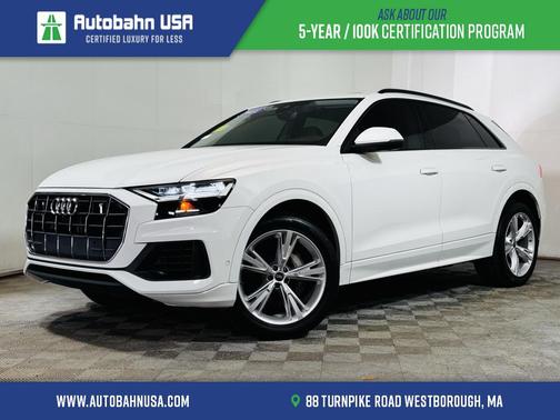 2022 Audi Q8 55 Premium Plus