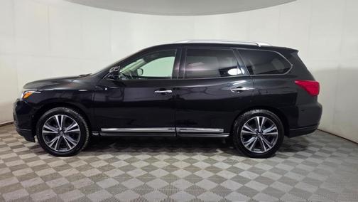 2019 Nissan Pathfinder Platinum