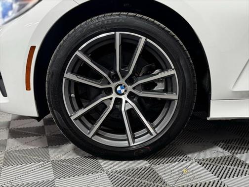 2022 BMW 330 xDrive