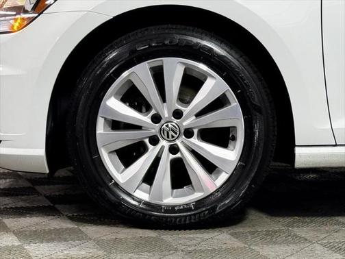 2021 Volkswagen Golf 1.4T TSI