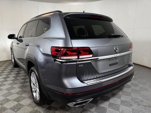 2022 Volkswagen Atlas 2.0T SE w/Technology 4MOTION