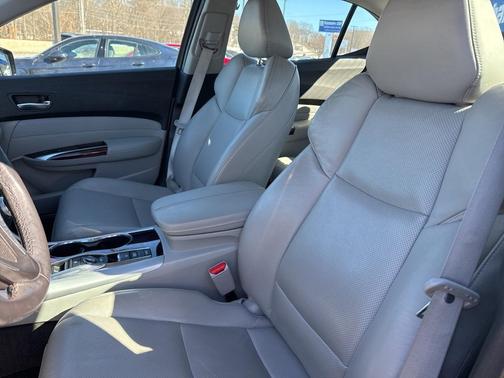 2016 Acura TLX V6 Tech