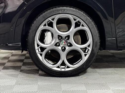 2024 Alfa Romeo Tonale Ti EAWD