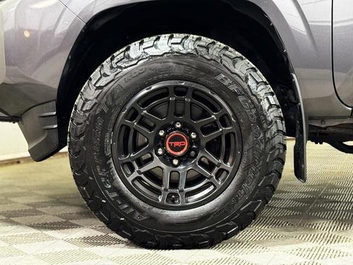 2016 Toyota Tacoma SR5