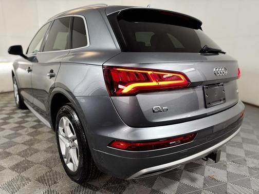 2018 Audi Q5 2.0T Tech Premium