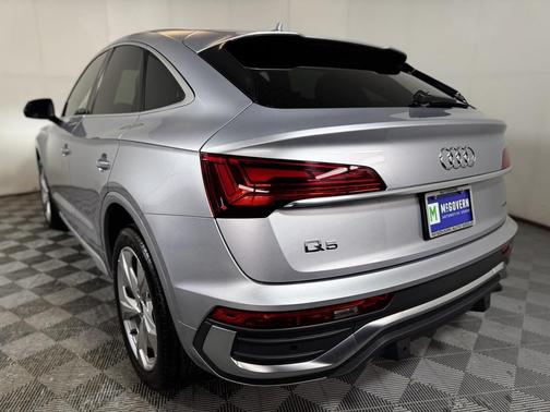 2023 Audi Q5 45 S line Premium Plus