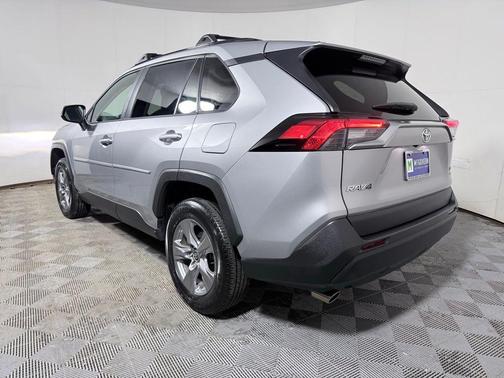 Silver Sky Metallic 2022 Toyota RAV4 XLE