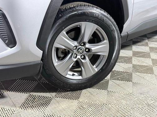Silver Sky Metallic 2022 Toyota RAV4 XLE