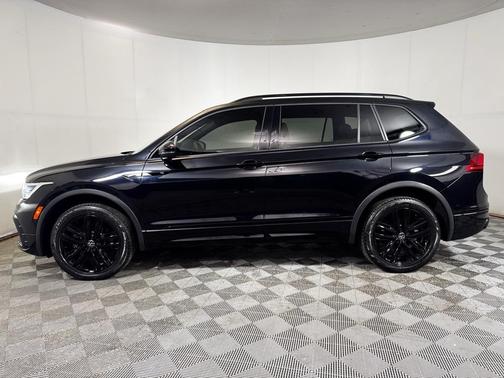 2022 Volkswagen Tiguan 2.0T SE R-Line Black 4MOTION