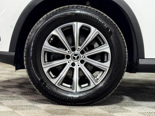 2024 Mercedes-Benz GLC 300 4MATIC