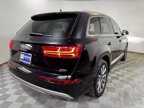 2019 Audi Q7 55 Premium