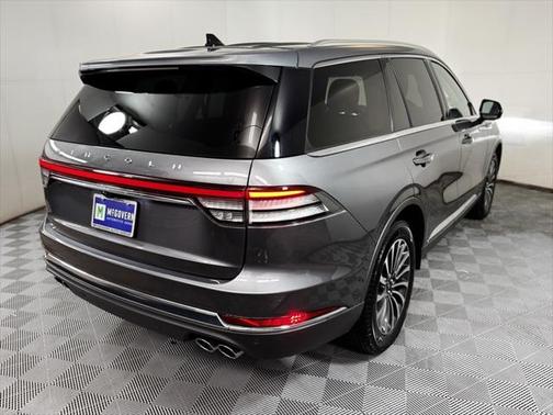 2024 Lincoln Aviator Premiere