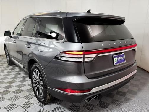 2024 Lincoln Aviator Premiere