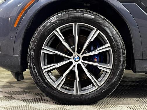 2022 BMW X6 xDrive40i