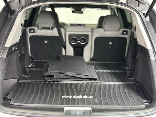 2023 Acura MDX Advance Package
