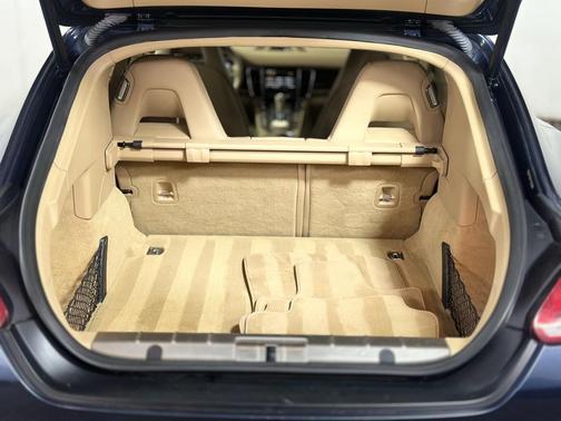 2015 Porsche Panamera 4