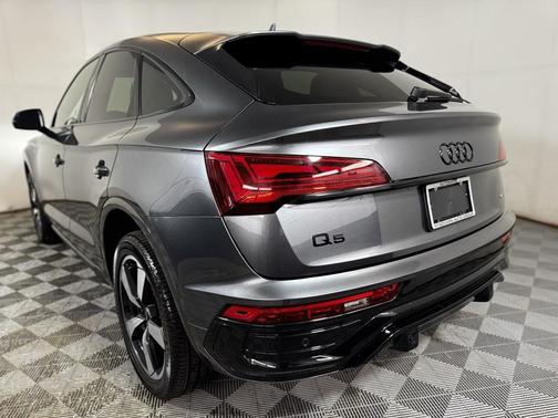 2024 Audi Q5 45 S line Premium Plus