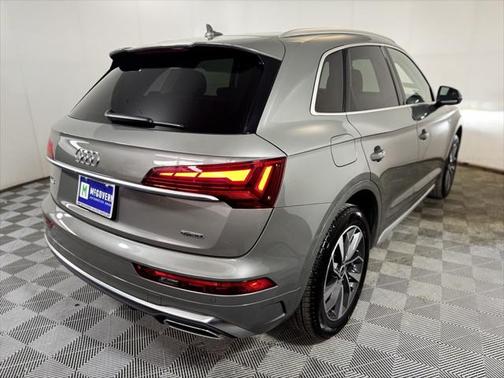 2023 Audi Q5 45 S line Premium Plus