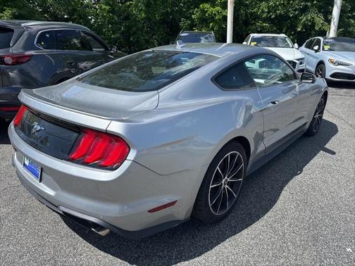 2020 Ford Mustang EcoBoost