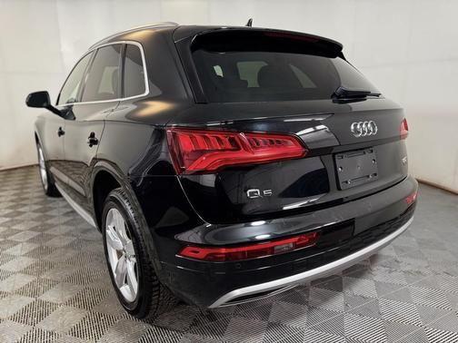 2018 Audi Q5 2.0T Tech Premium