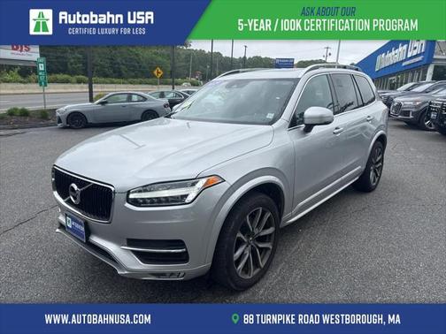 2019 Volvo XC90 T6 Momentum