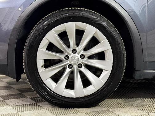 2017 Tesla Model X 75D