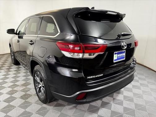 2017 Toyota Highlander LE Plus