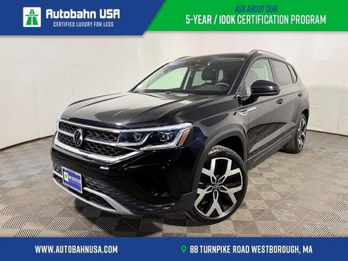 Deep Black 2023 Volkswagen Taos 1.5T SEL